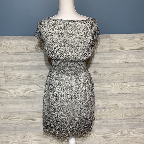 Dress short black and white - Picture 5 of 8